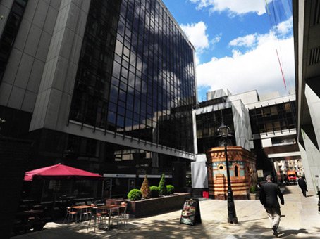 Office in London, Old Broad Street